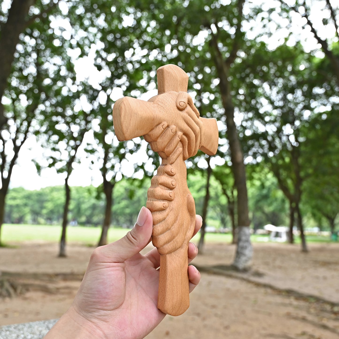 Vintage Wooden Cross with Holding Hands,Faith and Unity Wooden Cross Figurine,Christian Spiritual Gift