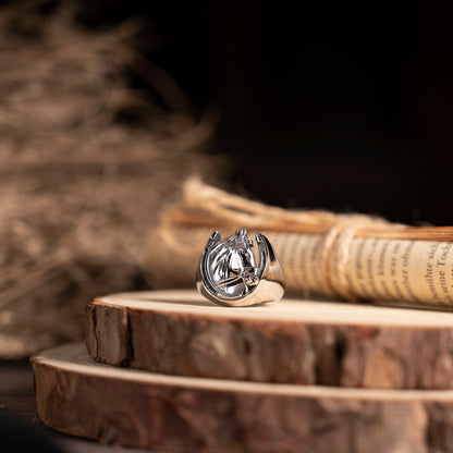 Horse Head Ring with Lucky Horseshoe Design